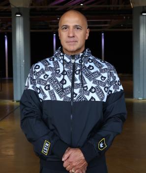 paul_elstak_windbreaker_vorne