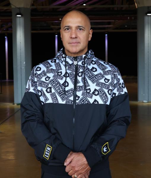 paul_elstak_windbreaker_vorne