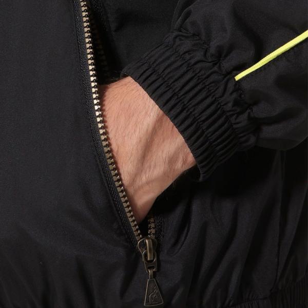 australian_trainingsjacke_hard_court_ultravision_tasche